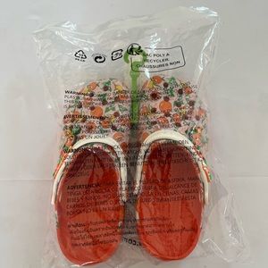 Disney Parks 2022 50th Anniversary Vault Orange Bird Adult Clogs Crocs m6/w8